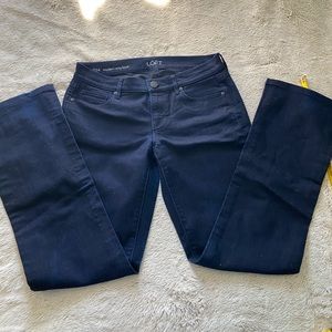 Ann Taylor loft modern sexy boot cut jeans  27/4